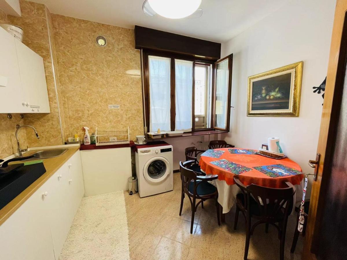 Sognareavenezia 14 Apartment Mestre Bagian luar foto